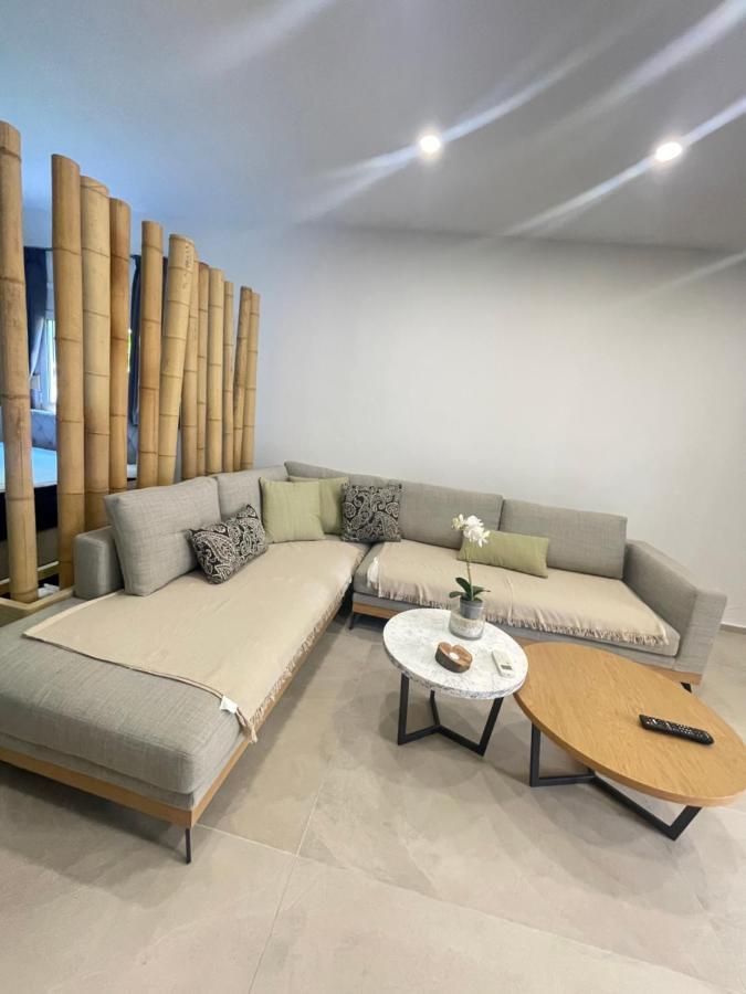 Central Luxury Apartment In Paralia Ofryniou Офринион Екстериор снимка